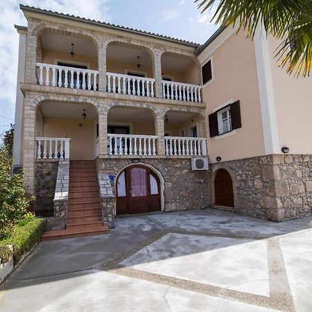 Apartment Samanic Malinska Kültér fotó
