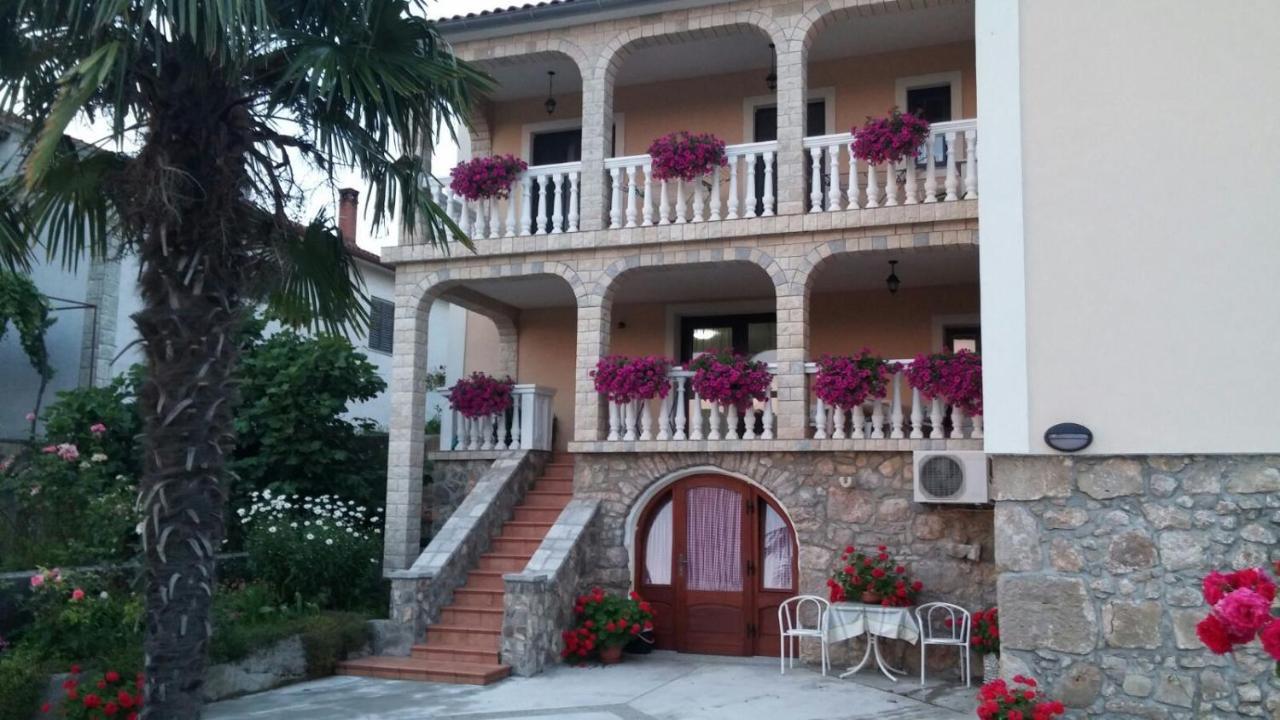 Apartment Samanic Malinska Kültér fotó