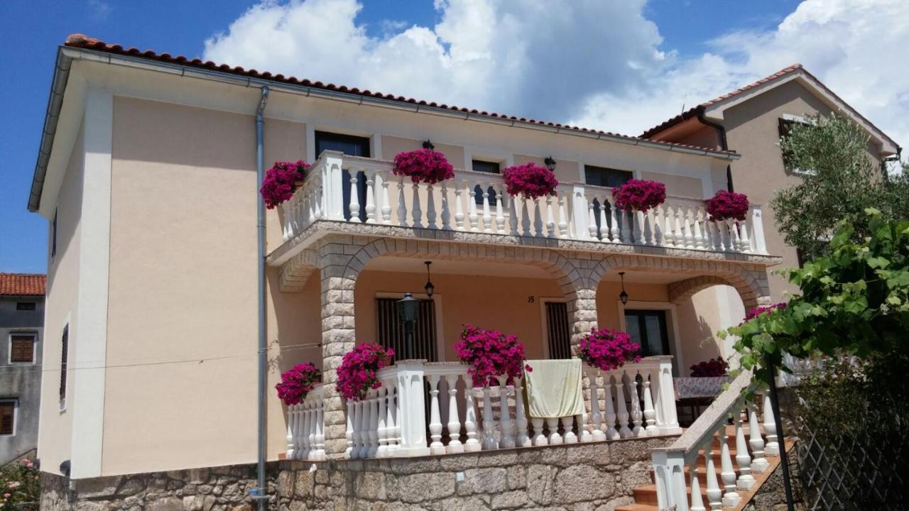 Apartment Samanic Malinska Kültér fotó